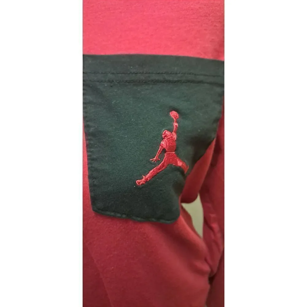 Nike Mens Air Jordan Red Long Sleeve Crew Neck Logo Pullover T Shirt Size Medium